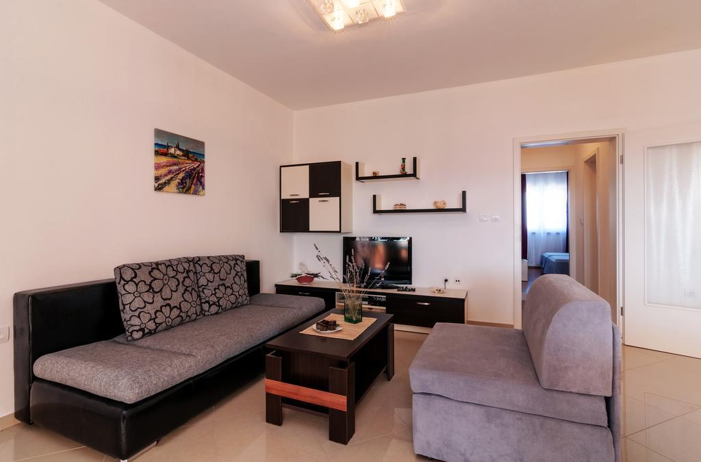 Apartments Jadranka プリヴラカ エクステリア 写真