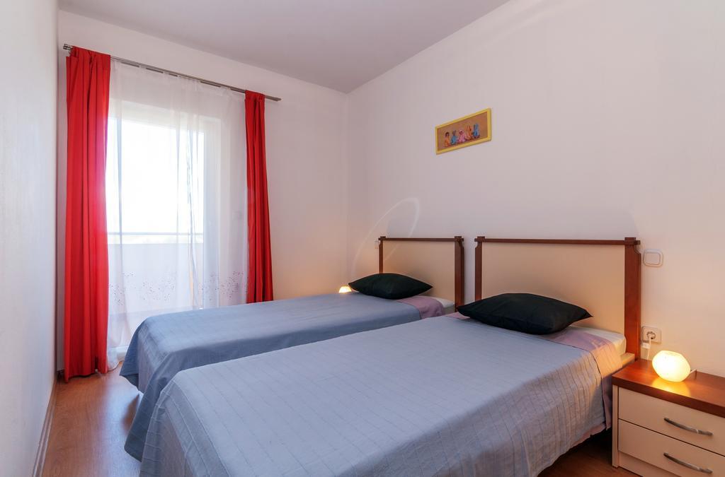 Apartments Jadranka プリヴラカ エクステリア 写真