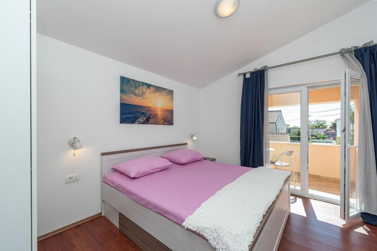 Apartments Jadranka プリヴラカ エクステリア 写真